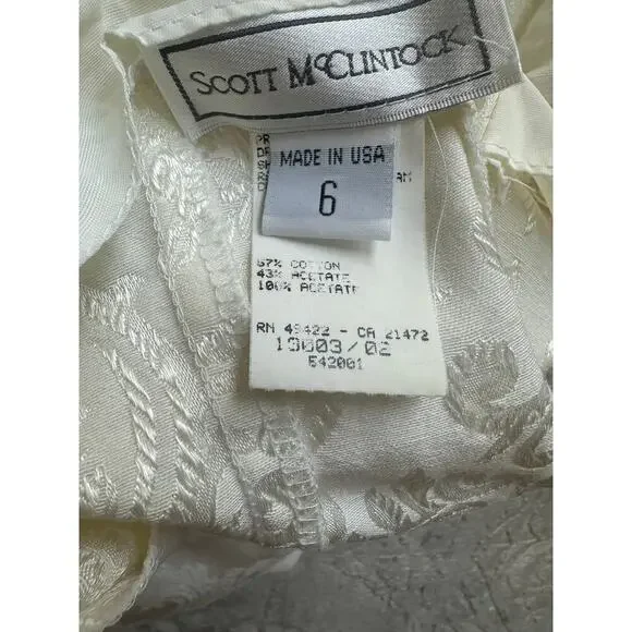 Vintage Cream Embroidered Lace Dress with Side Slit – Size S (Approx. 2/4) - Picture 8 of 11